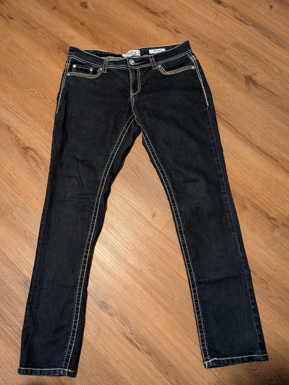 Daytrip Dark Wash Virgo Skinny Jeans 31
